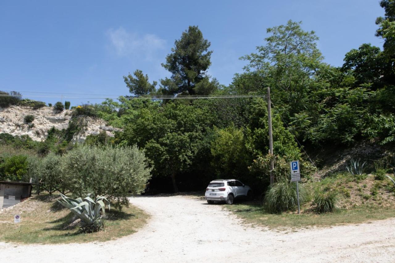 Fonte D'Olio Conero Relais Acomodação com café da manhã Sirolo Exterior foto